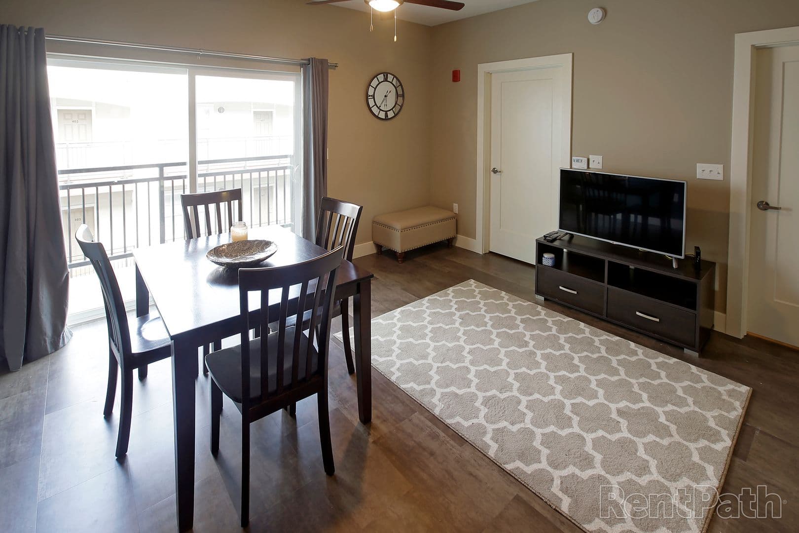 Bloomington Apartment: 526 N Morton St