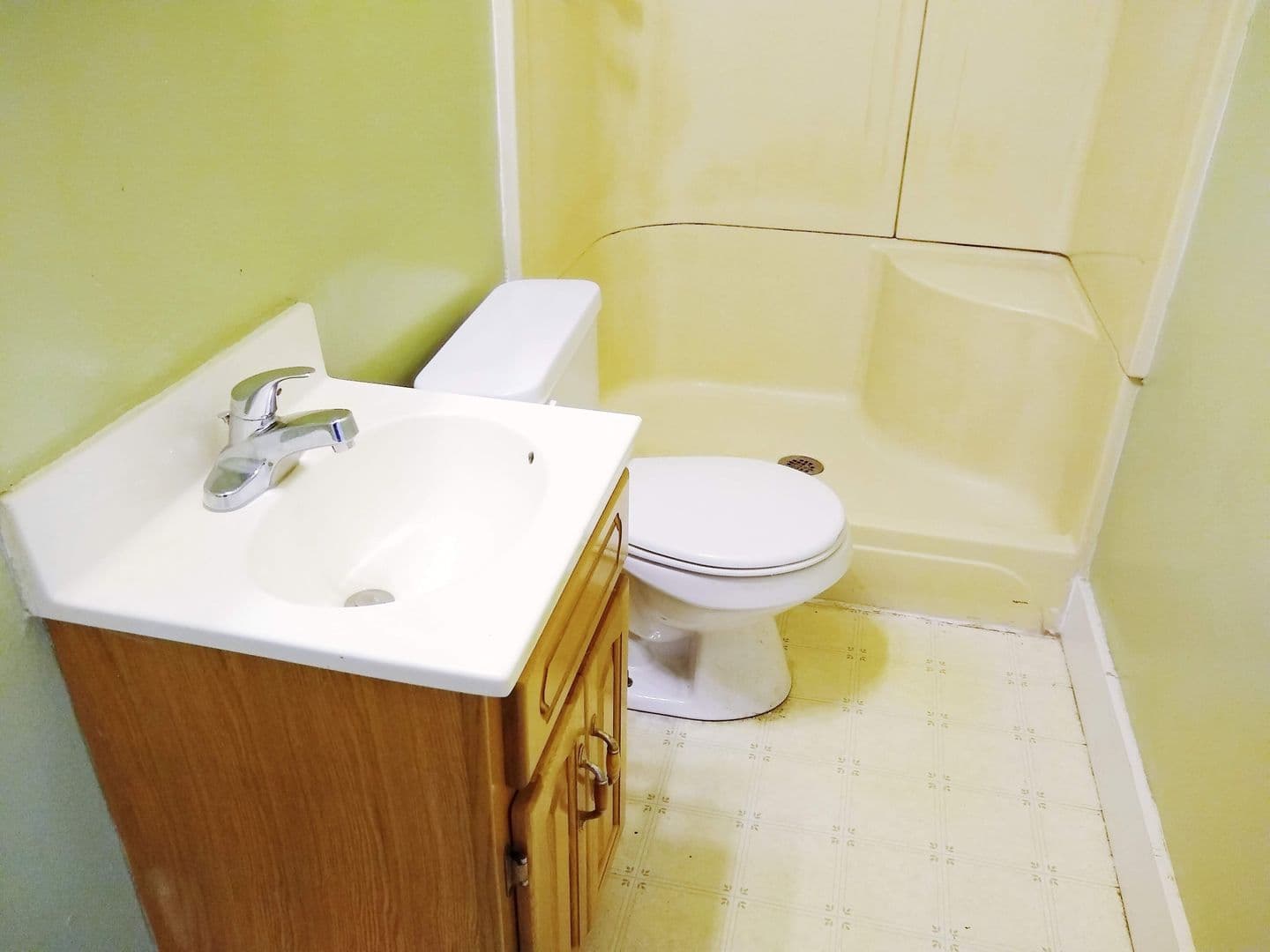 Bloomington Apartment: 207 S Clark St