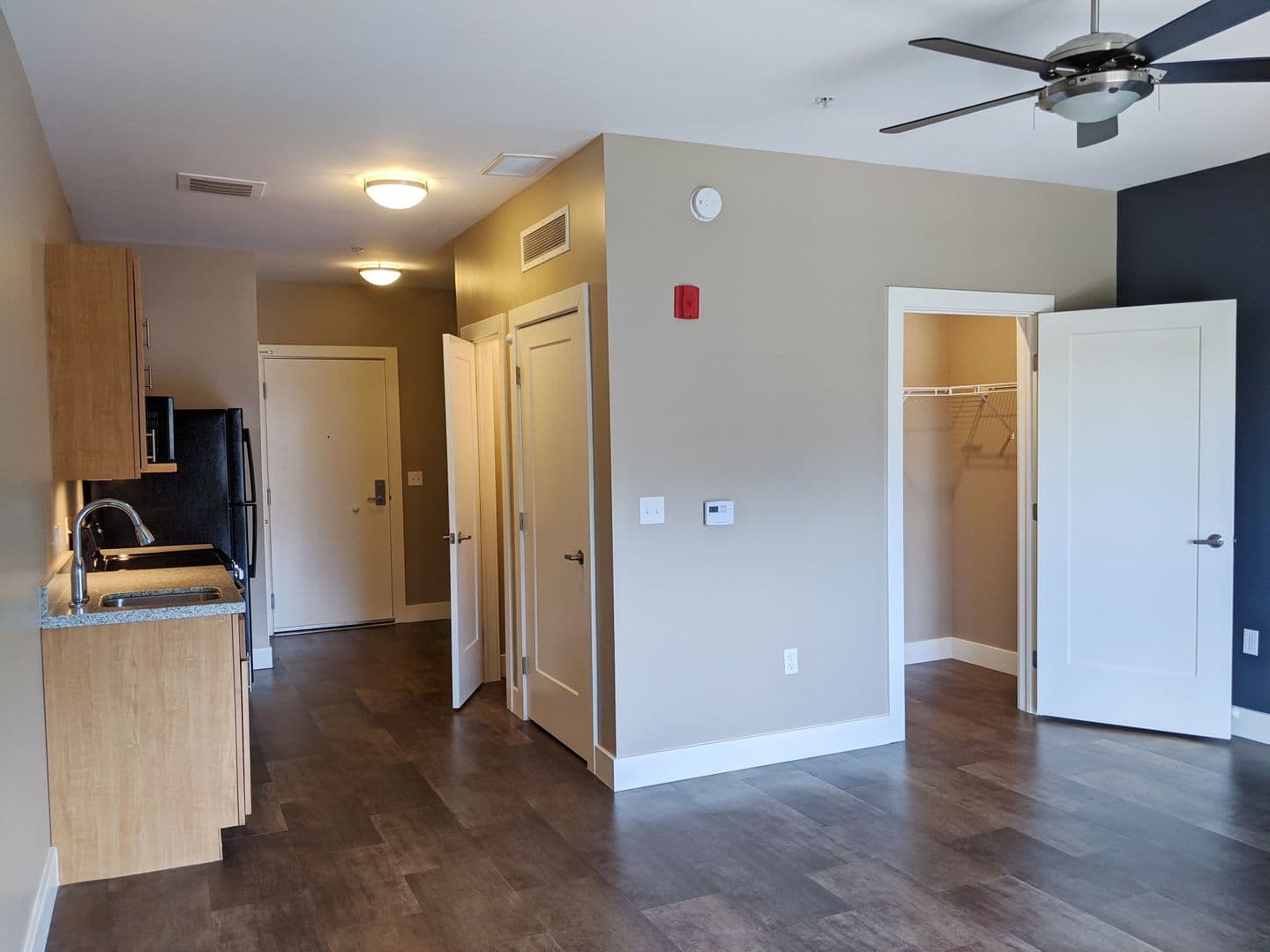 Bloomington Apartment: 526 N Morton St
