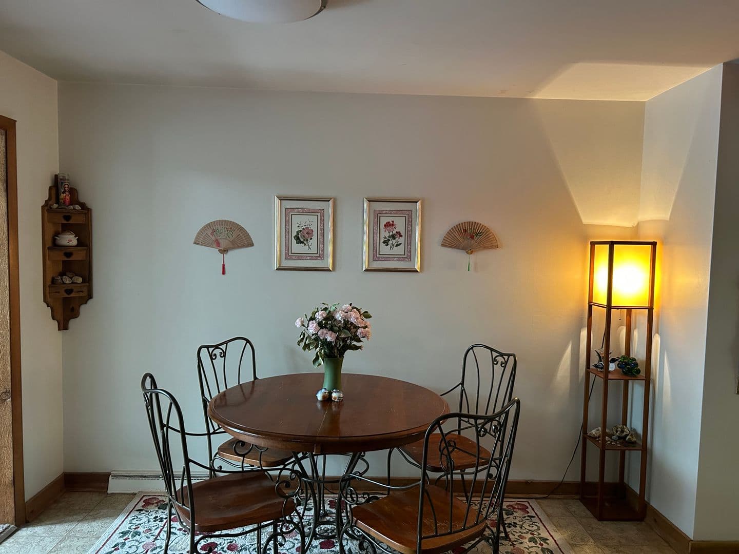Bloomington Apartment: 208 S Hillsdale Dr