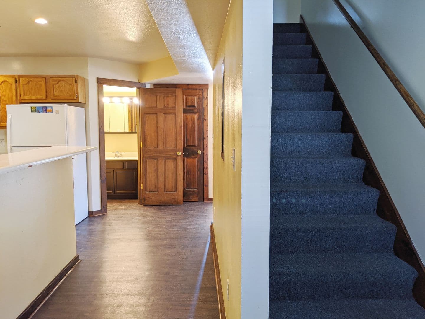 Bloomington Apartment: 405 - 421 E 20th St