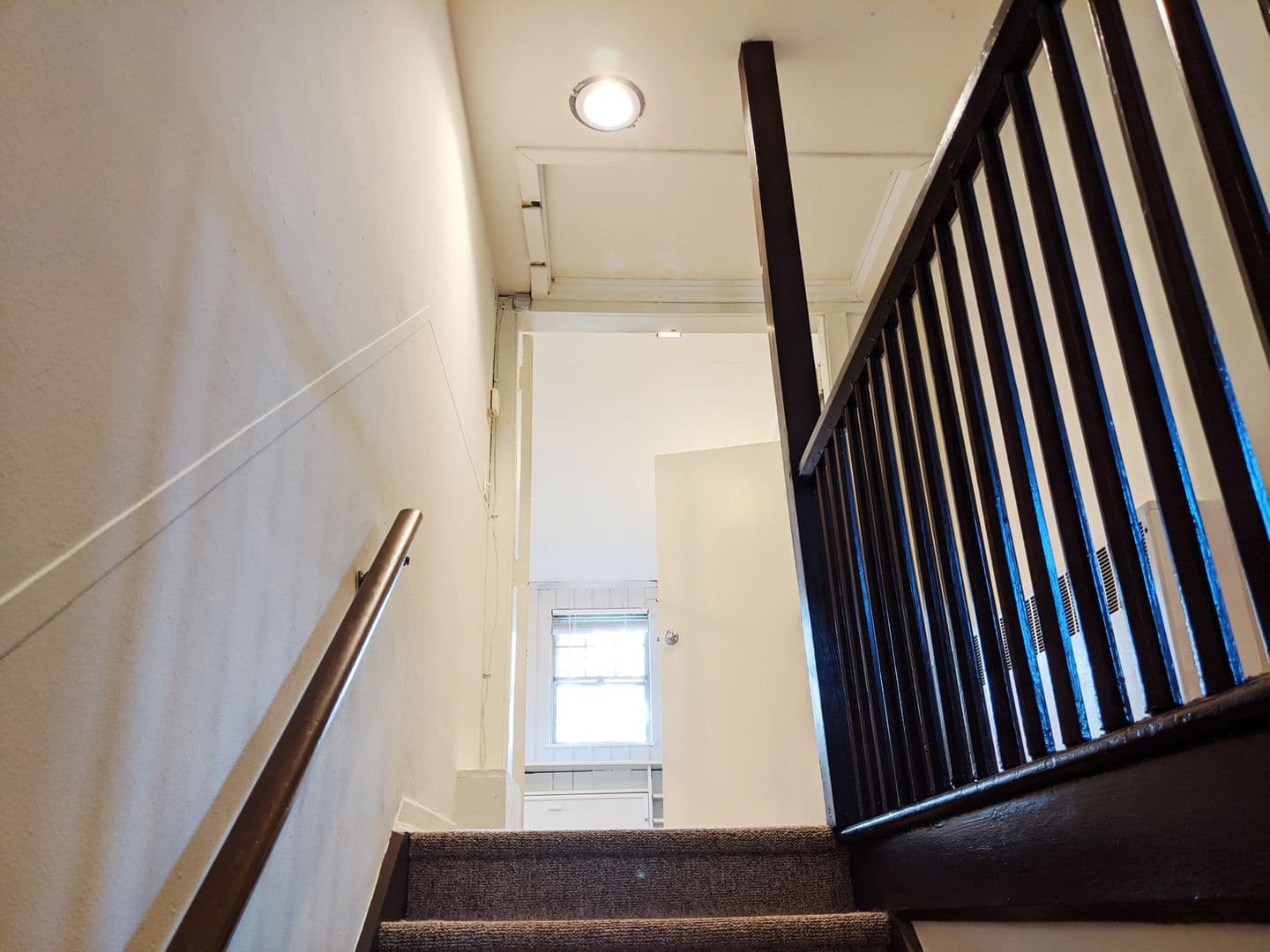 Bloomington Apartment: 127 S Clark St