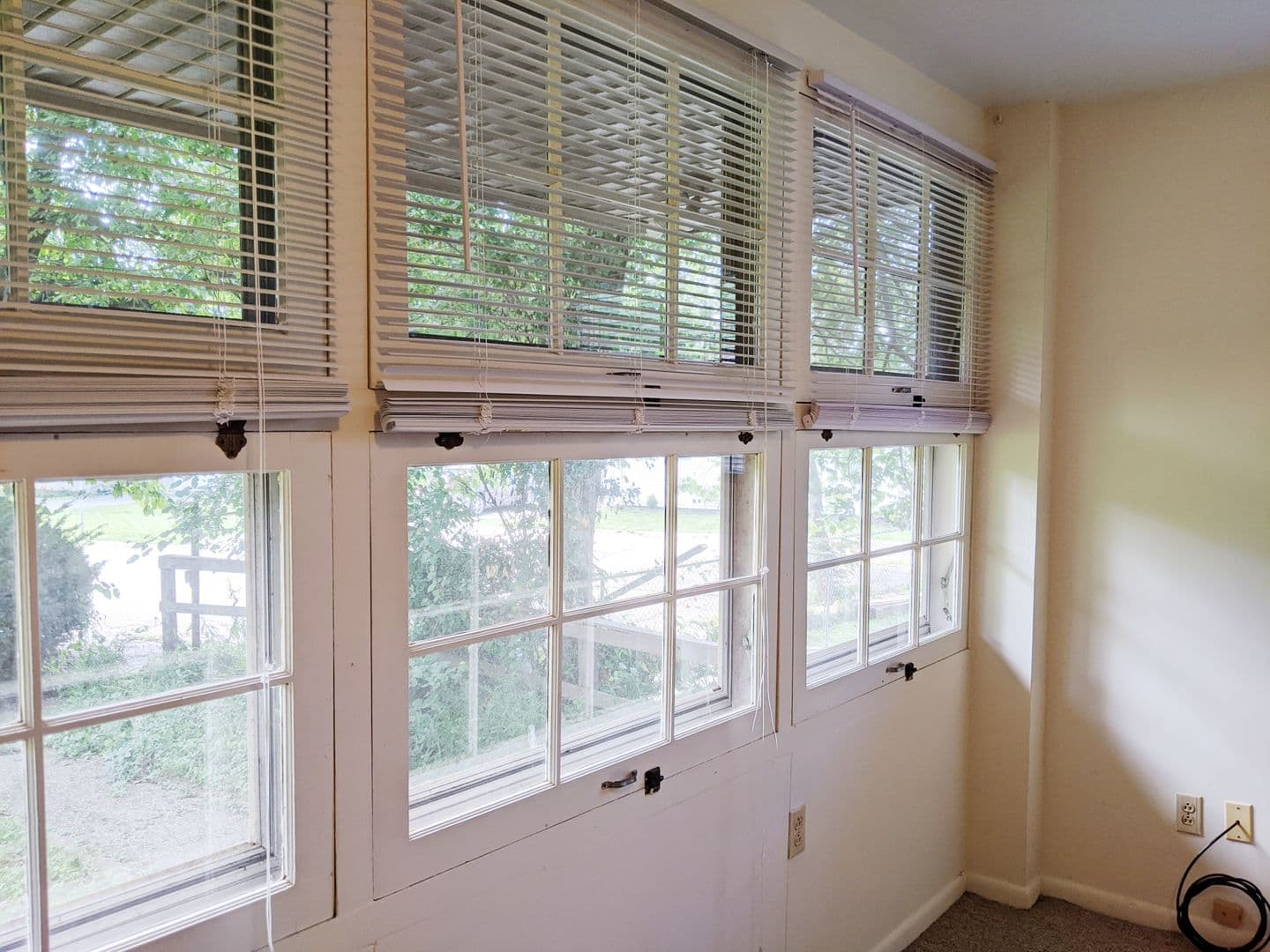 Bloomington Apartment: 127 S Clark St