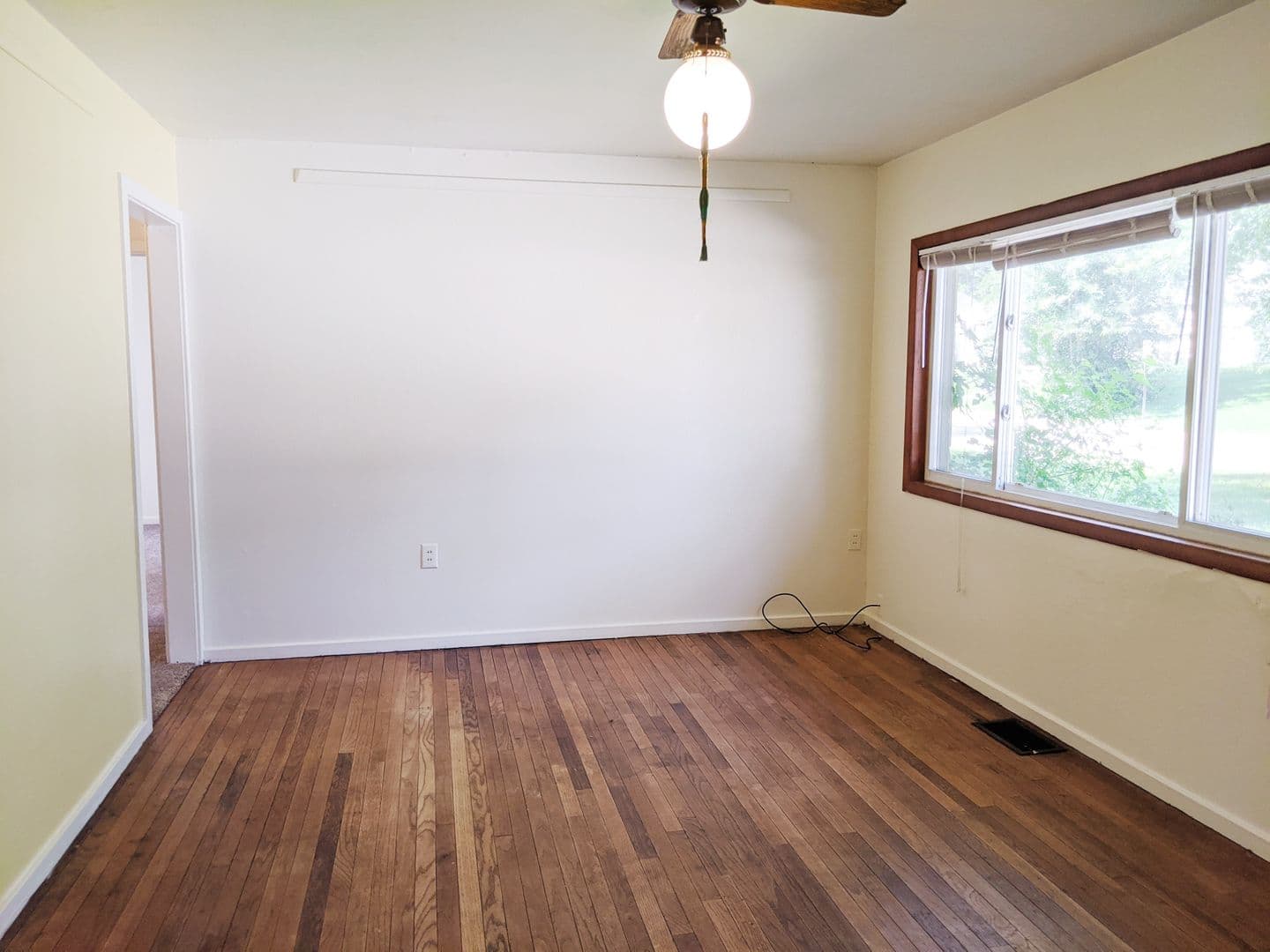 Bloomington Apartment: 116 N Roosevelt Street