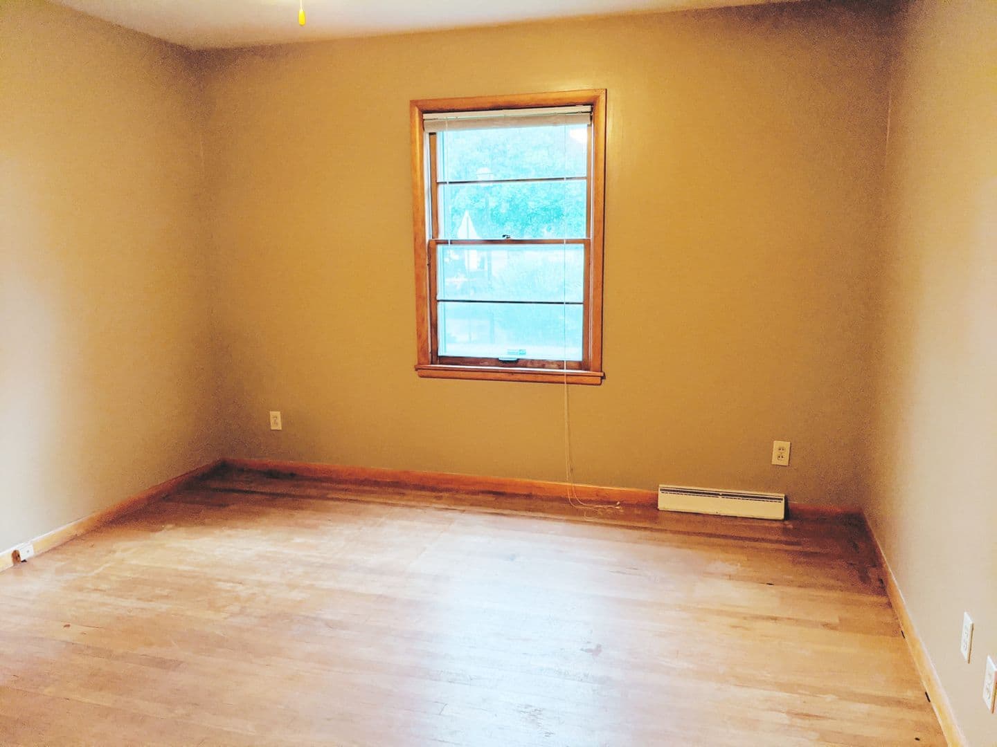 Bloomington Apartment: 208 S Hillsdale Dr