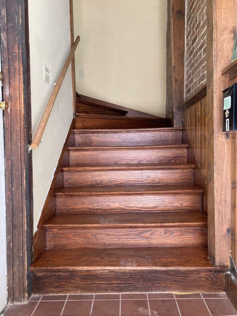 Bloomington Apartment: 112.5 S College Ave
