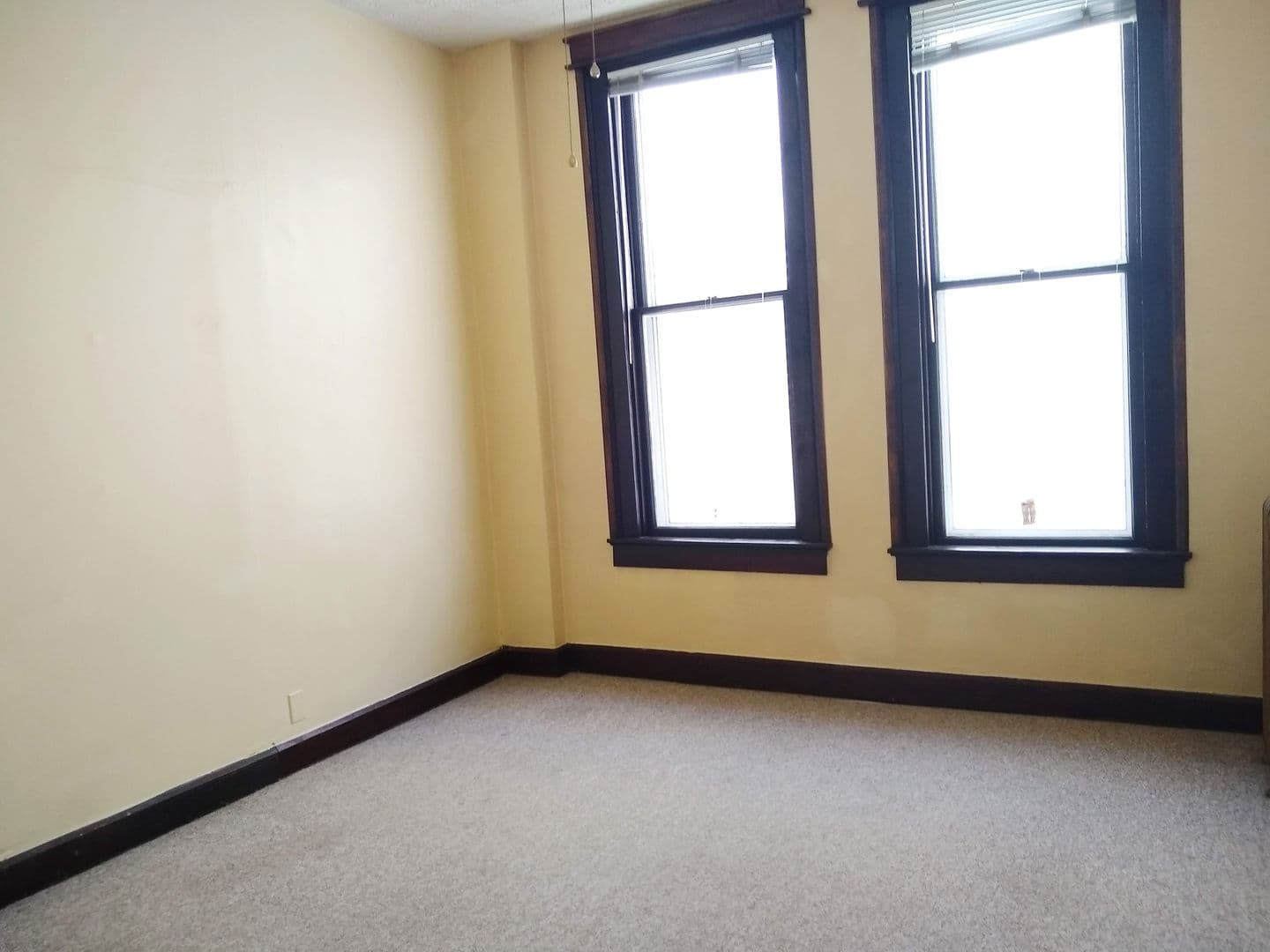 Bloomington Apartment: 112.5 S College Ave