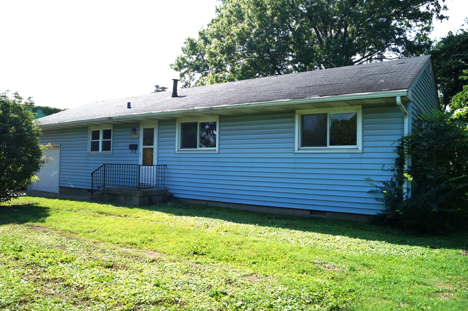 Bloomington Apartment: 2612 E Edwards Row