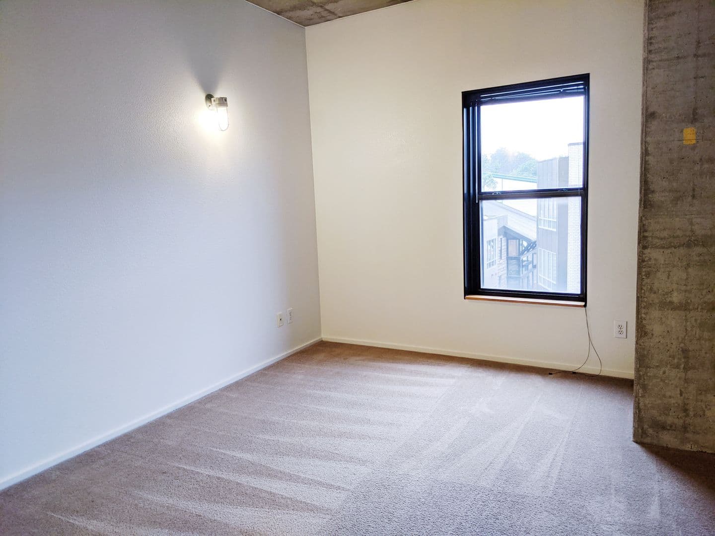 Bloomington Apartment: 212 N Morton St