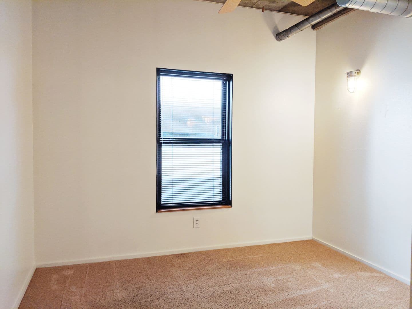 Bloomington Apartment: 212 N Morton St