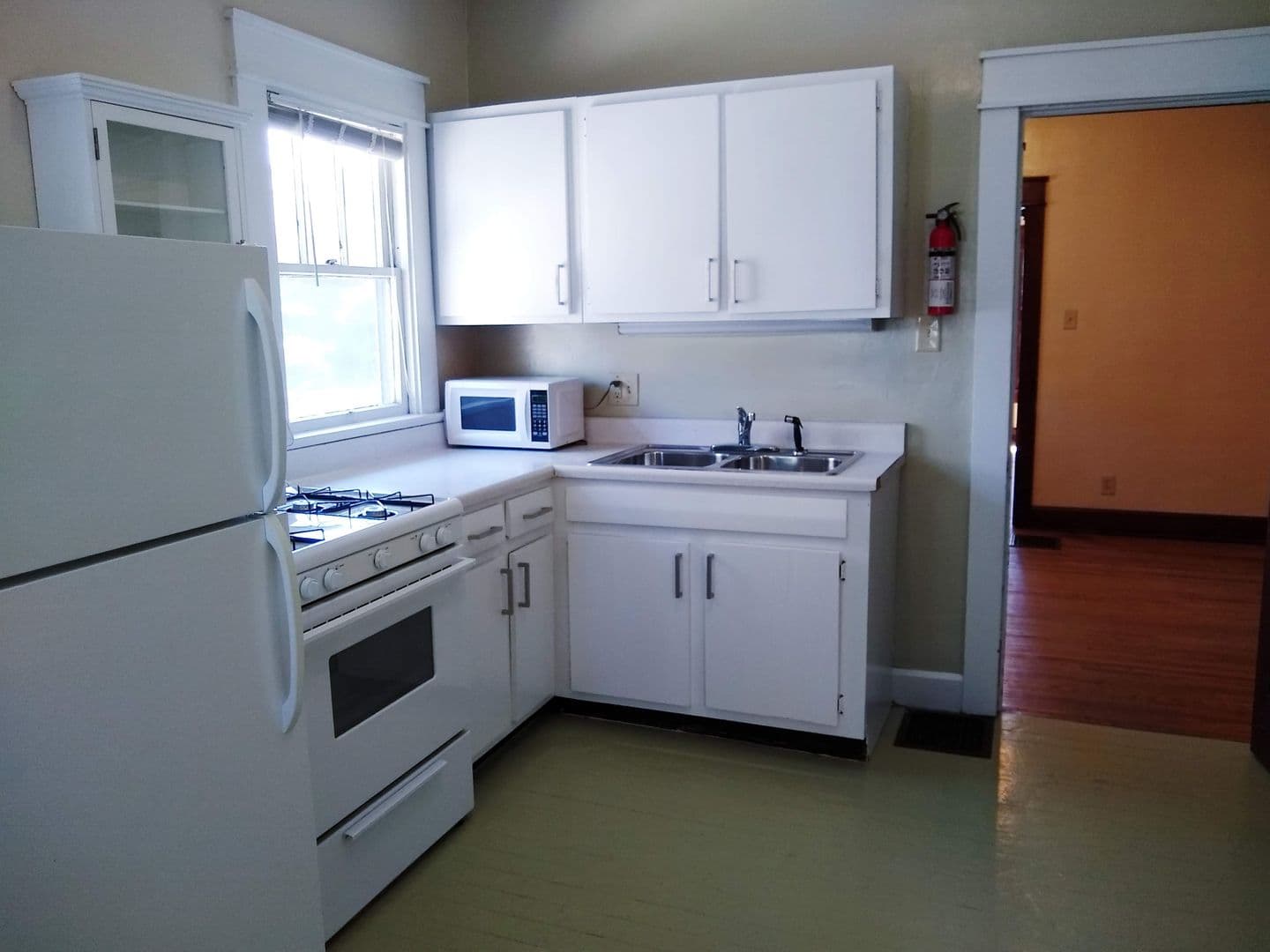 Bloomington Apartment: 211 North Grant St