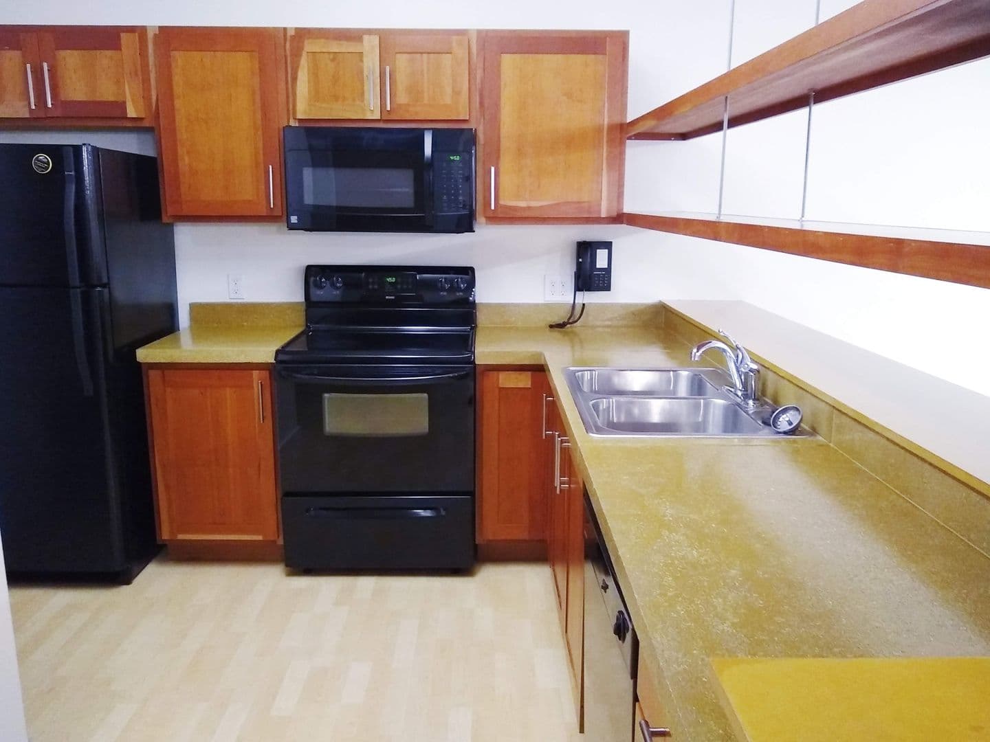 Bloomington Apartment: 212 N Morton St