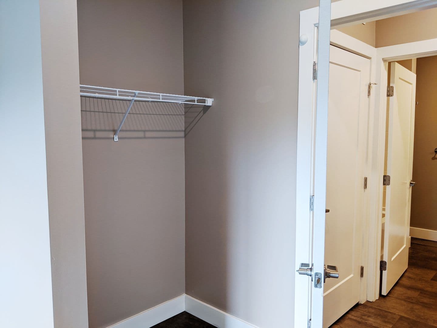 Bloomington Apartment: 526 N Morton St