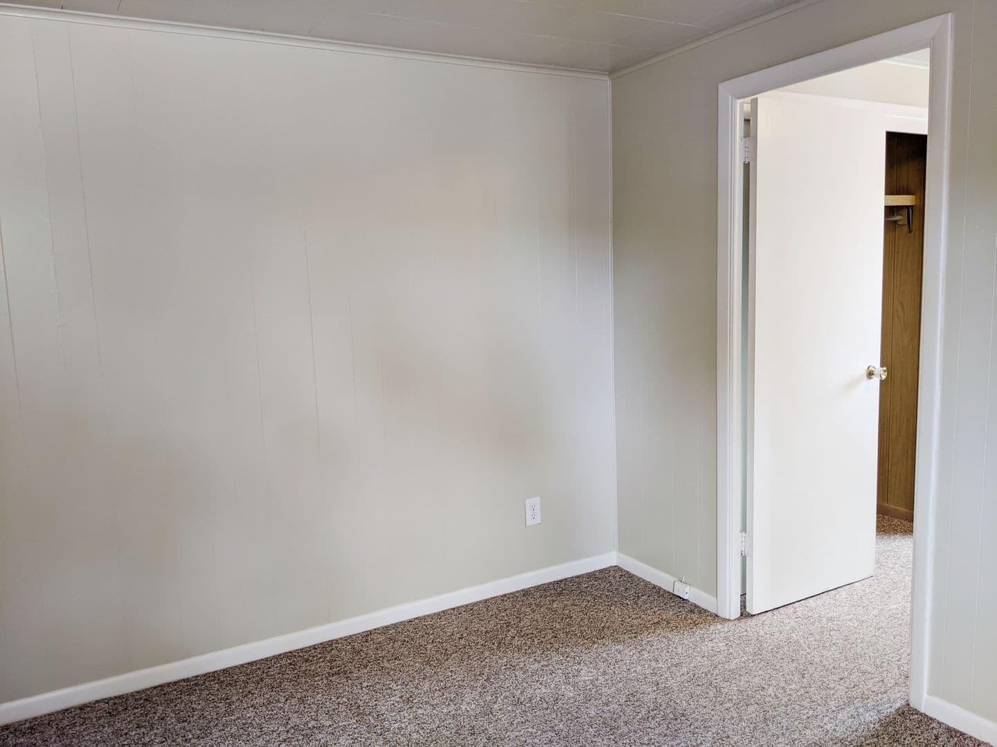 Bloomington Apartment: 415 S Dunn St