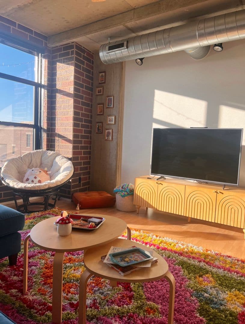 Bloomington Apartment: 212 N Morton St