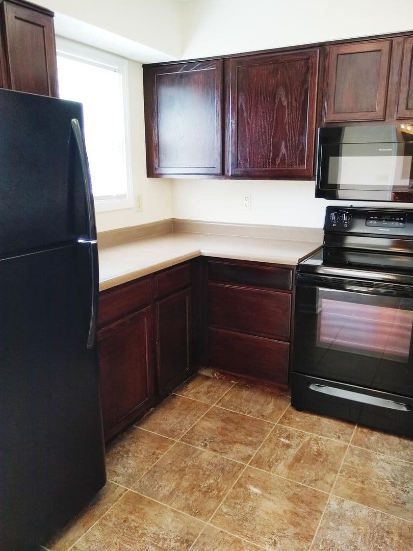 Bloomington Apartment: 1403-1409 W Allen St