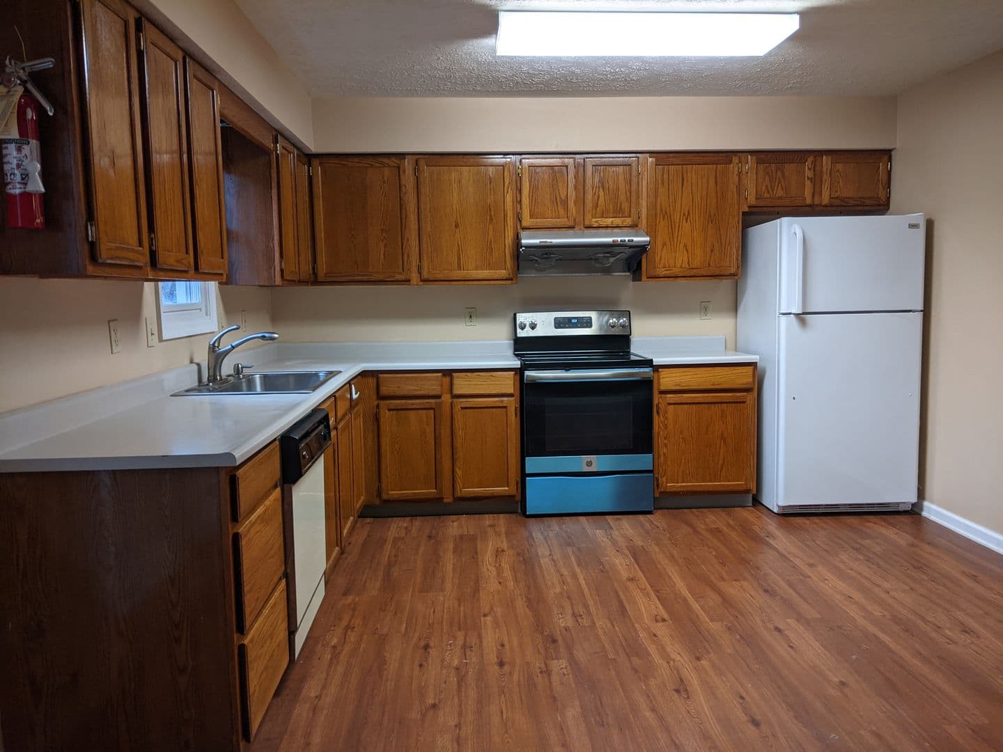 Bloomington Apartment: 426 W Northlane Dr