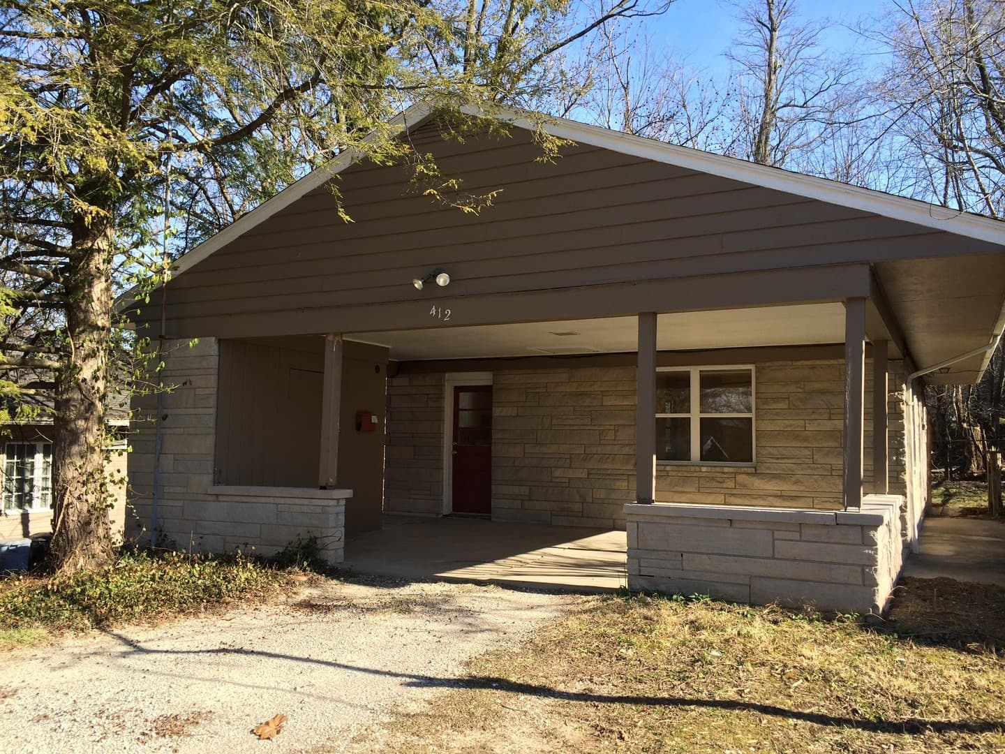 Bloomington Apartment: 412 N Roosevelt St