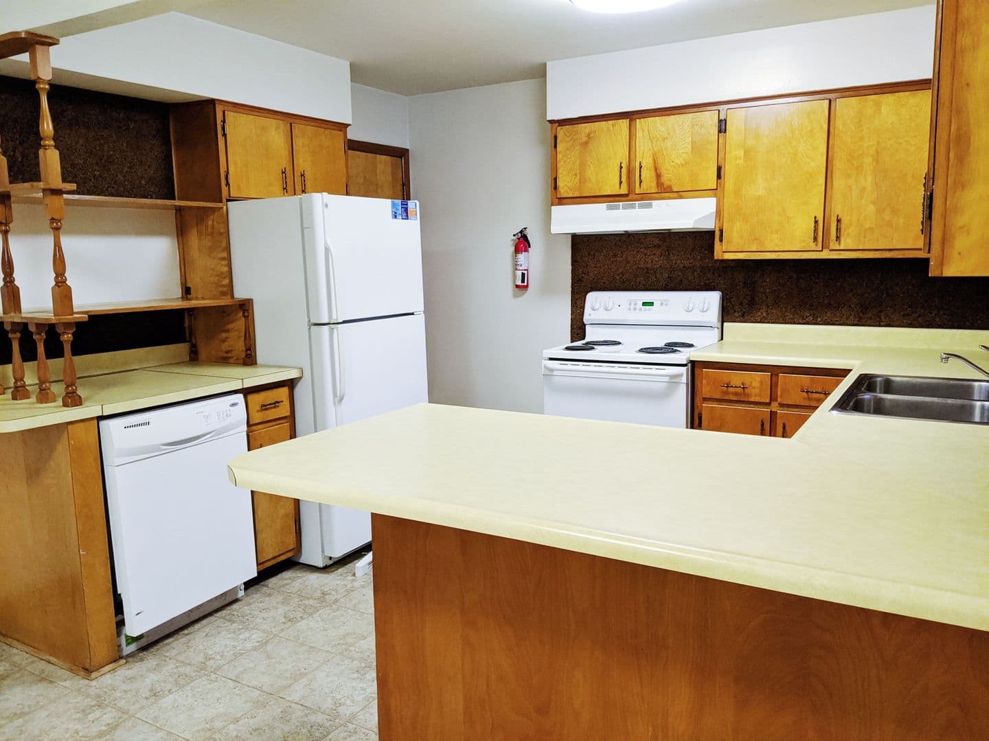 Bloomington Apartment: 208 S Hillsdale Dr