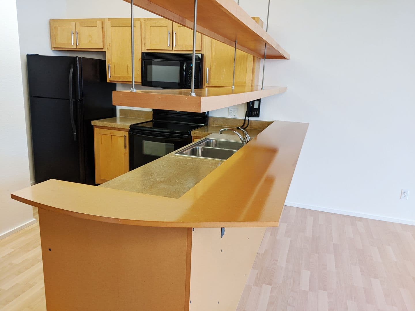 Bloomington Apartment: 212 N Morton St
