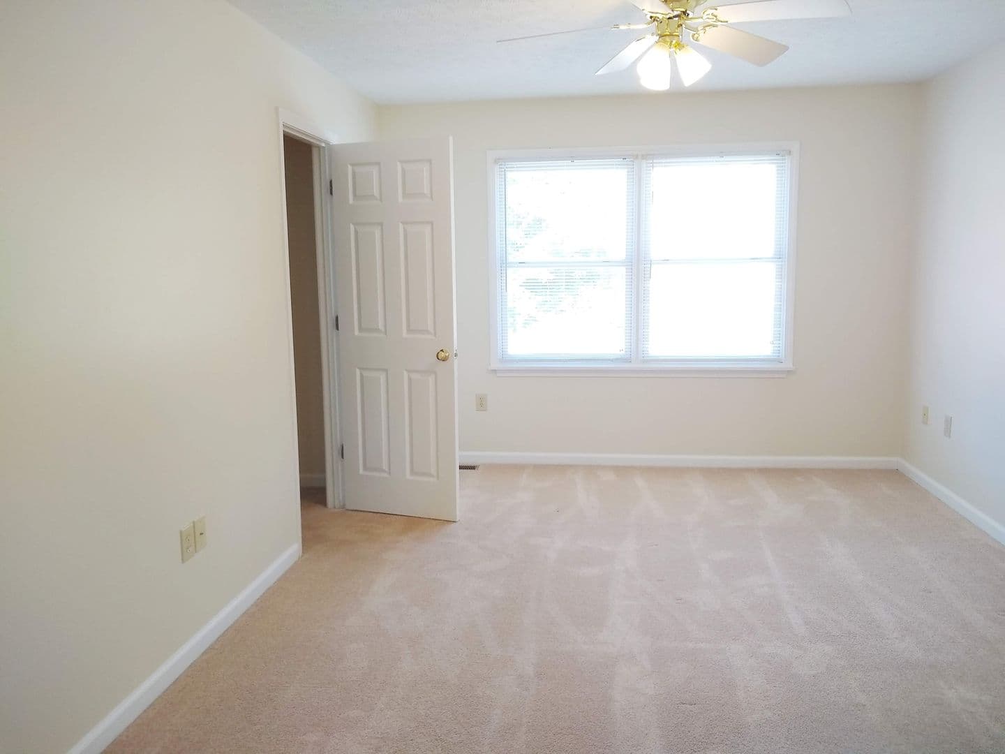 Bloomington Apartment: 1403-1409 W Allen St
