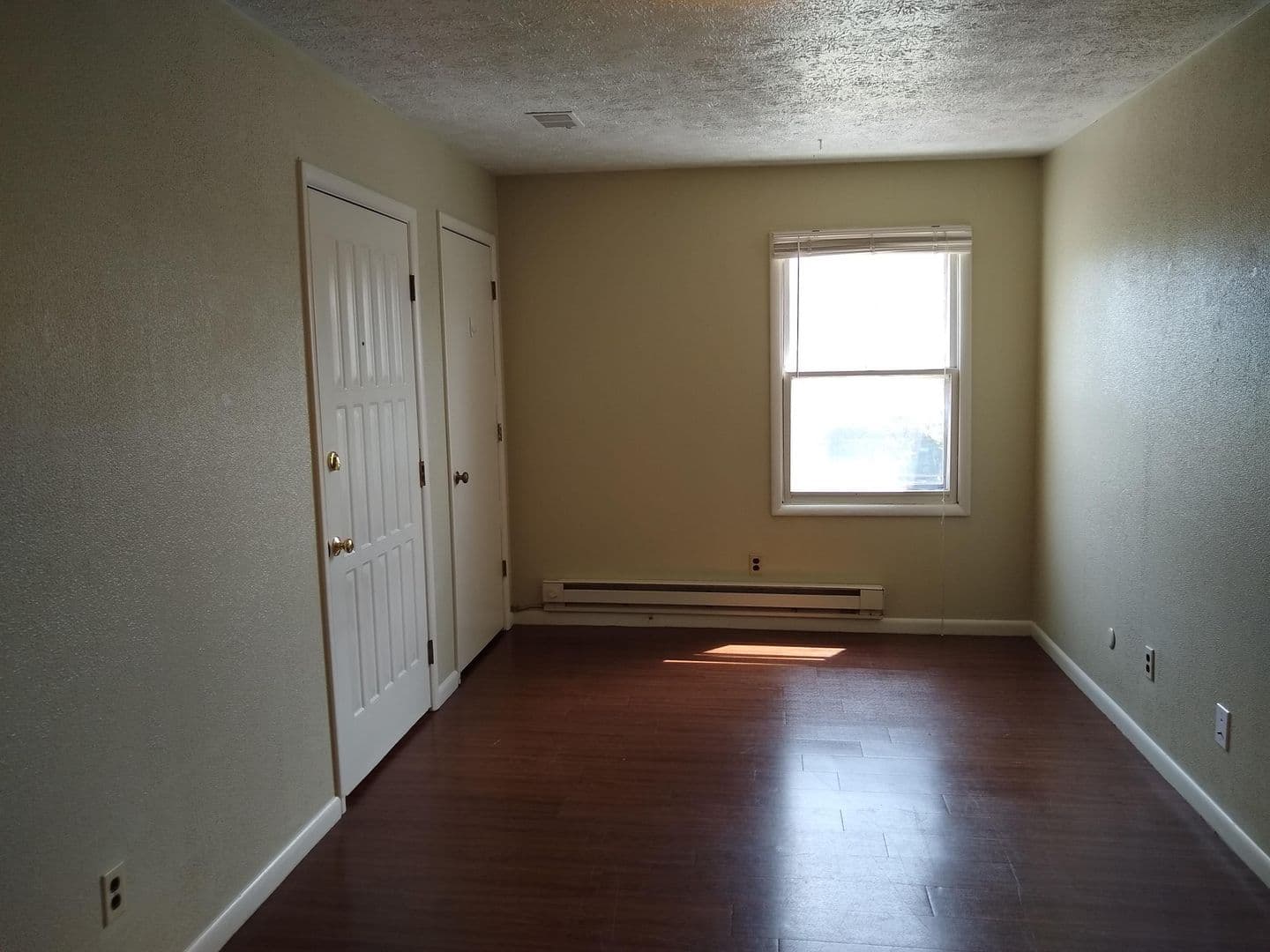 Bloomington Apartment: 107 N Dunn St