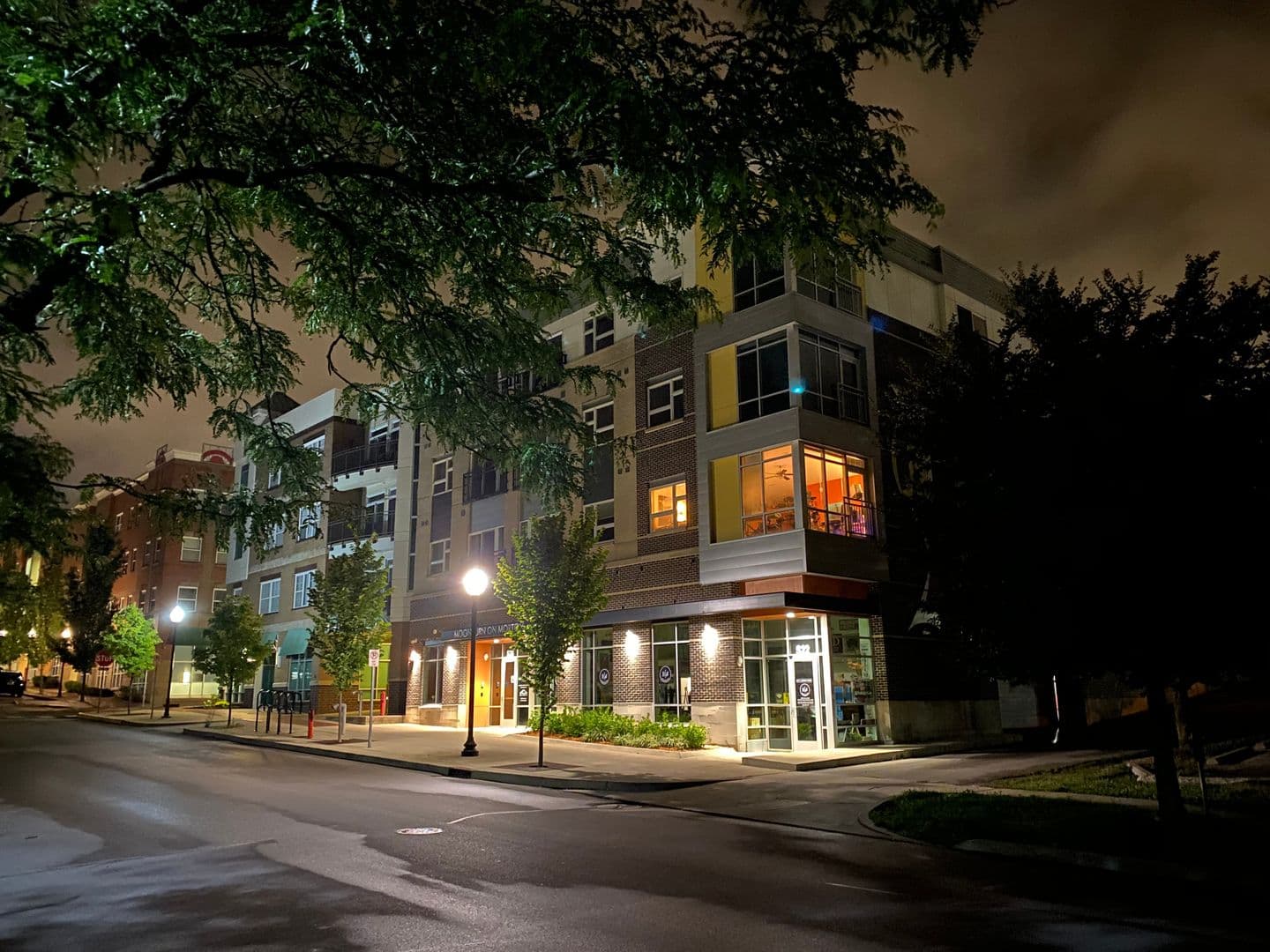 Bloomington Apartment: 526 N Morton St