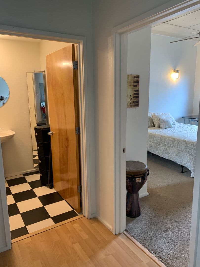 Bloomington Apartment: 212 N Morton St