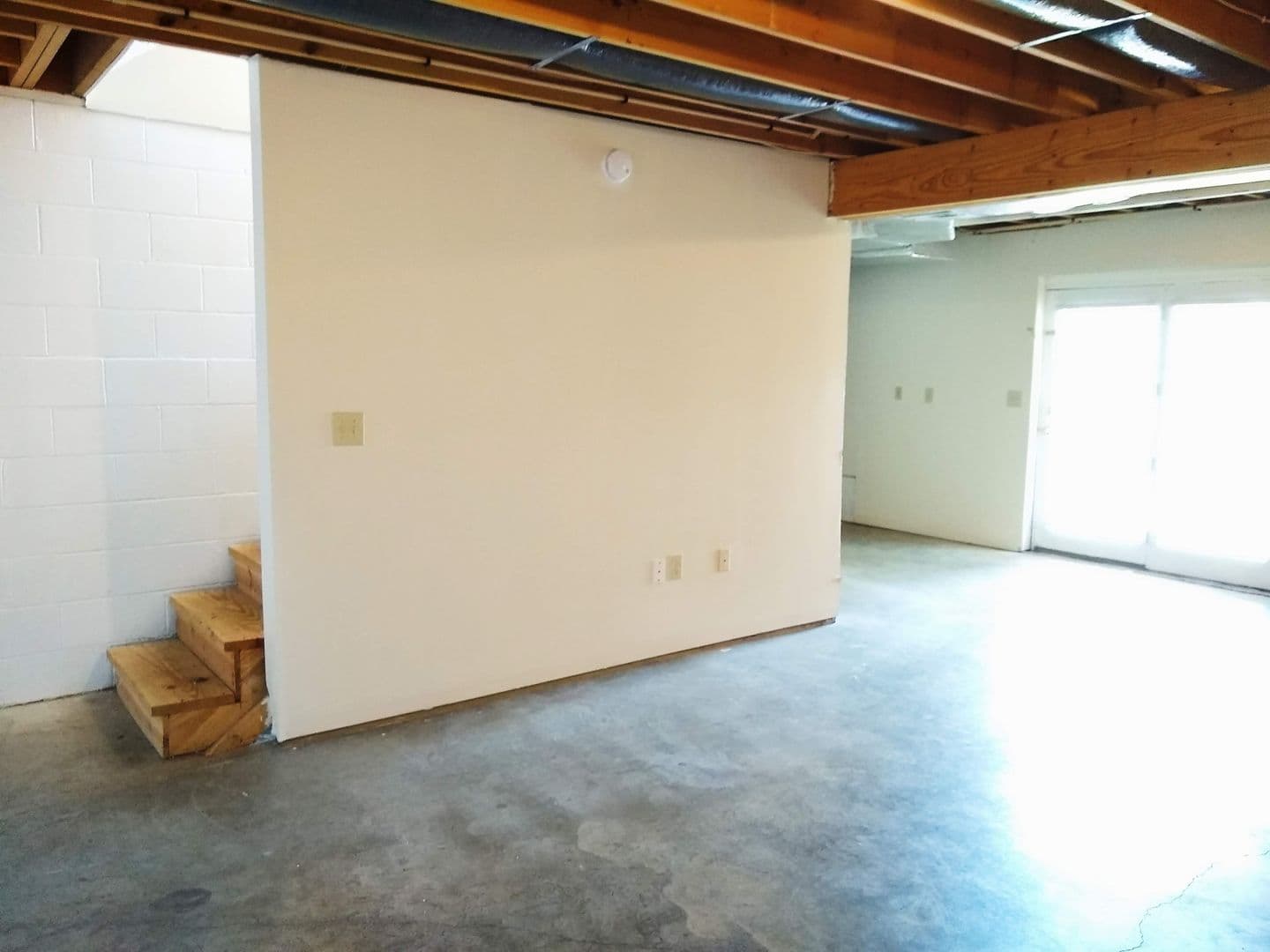 Bloomington Apartment: 1403-1409 W Allen St