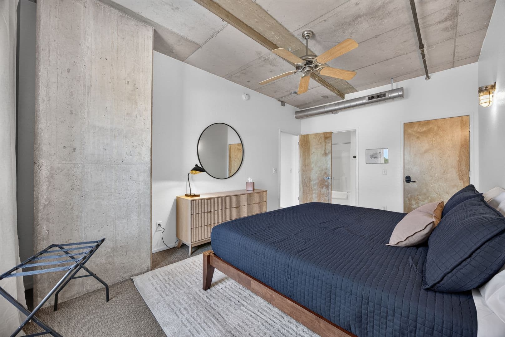 Bloomington Apartment: 212 N Morton St