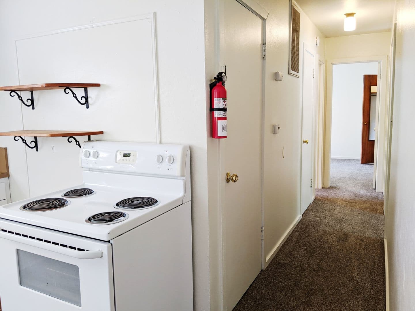 Bloomington Apartment: 116 N Roosevelt Street