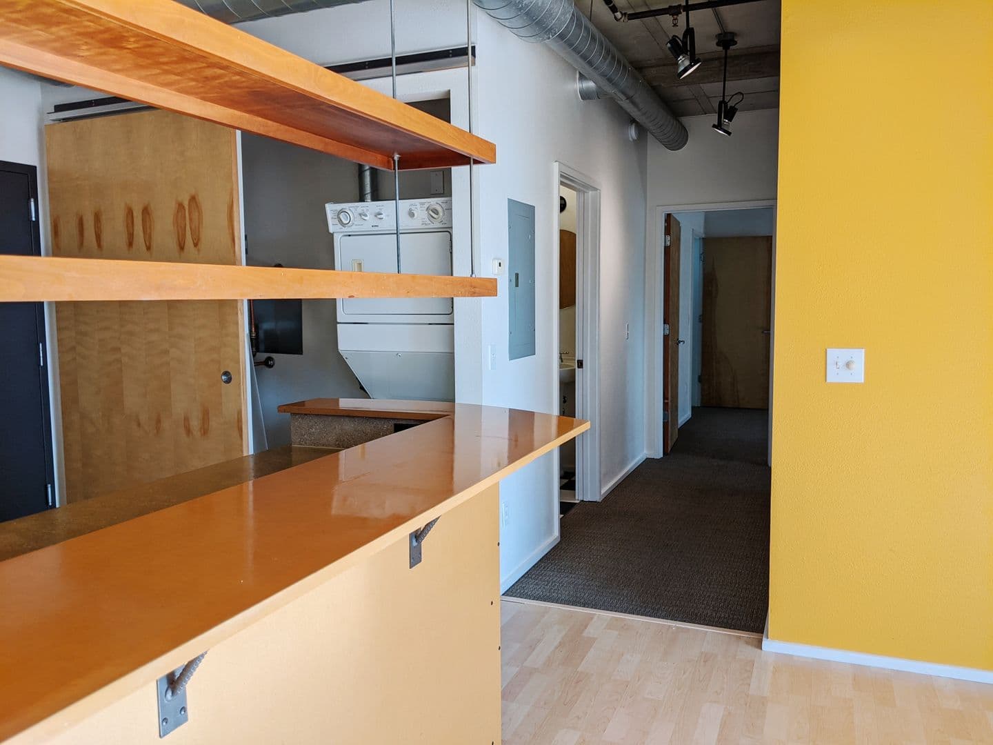 Bloomington Apartment: 212 N Morton St