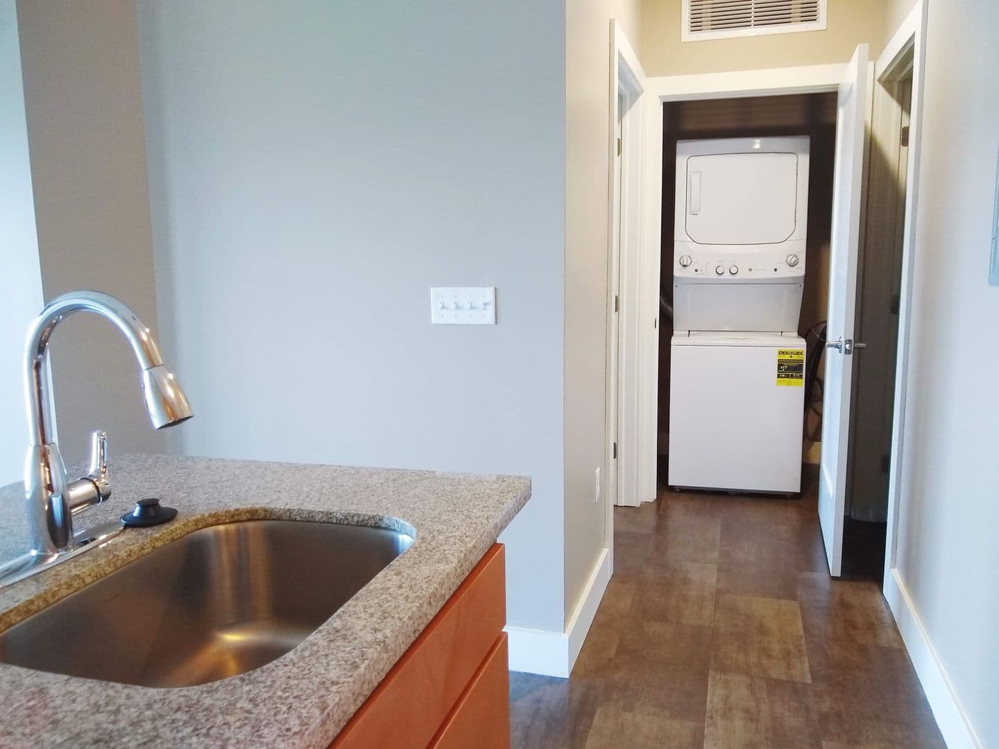 Bloomington Apartment: 526 N Morton St