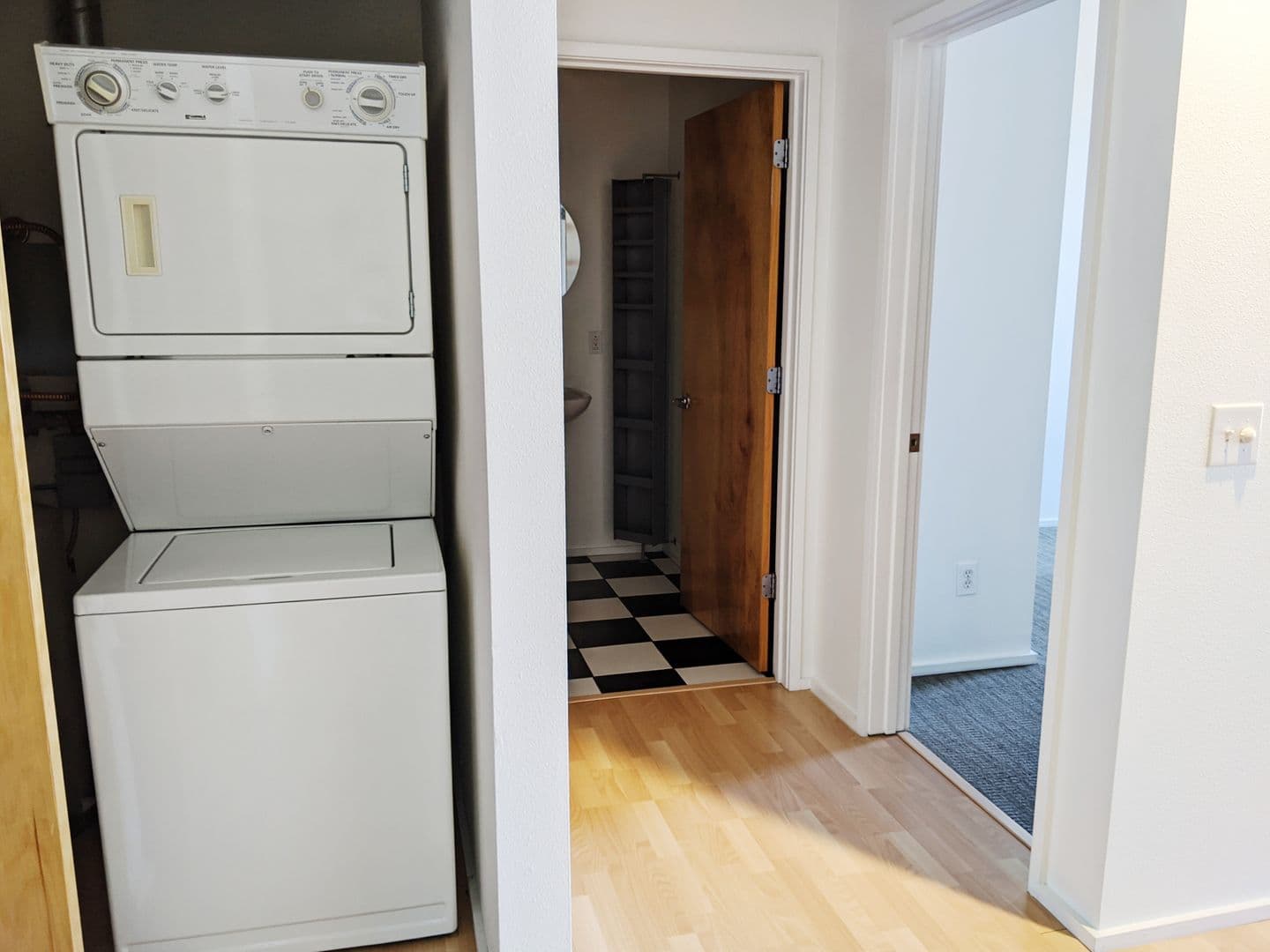 Bloomington Apartment: 212 N Morton St