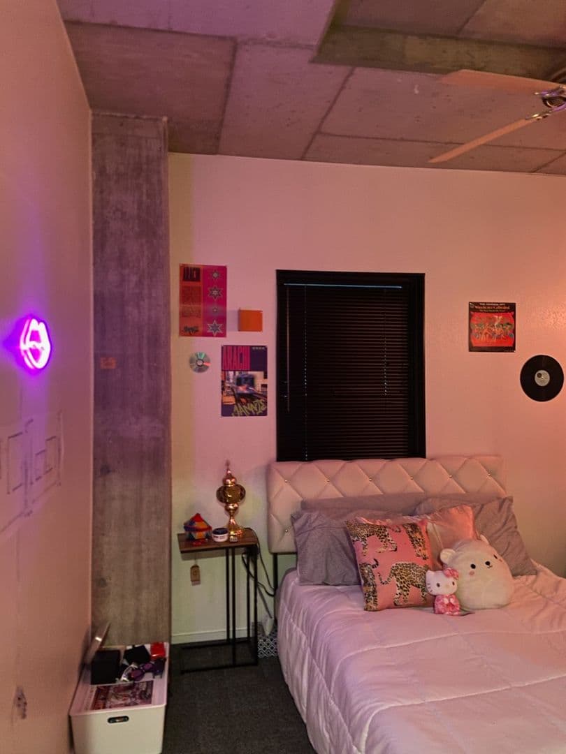 Bloomington Apartment: 212 N Morton St