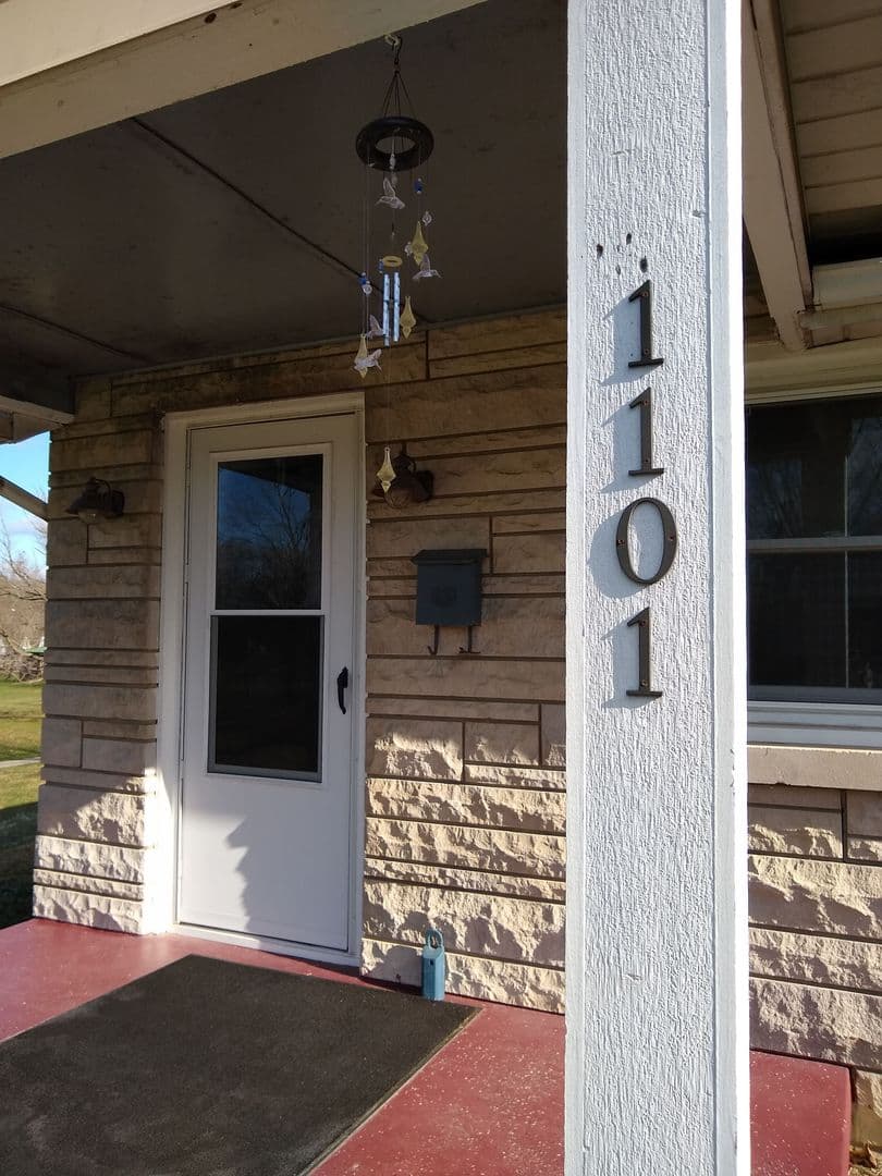 Bloomington Apartment: 1101 S Stull Ave