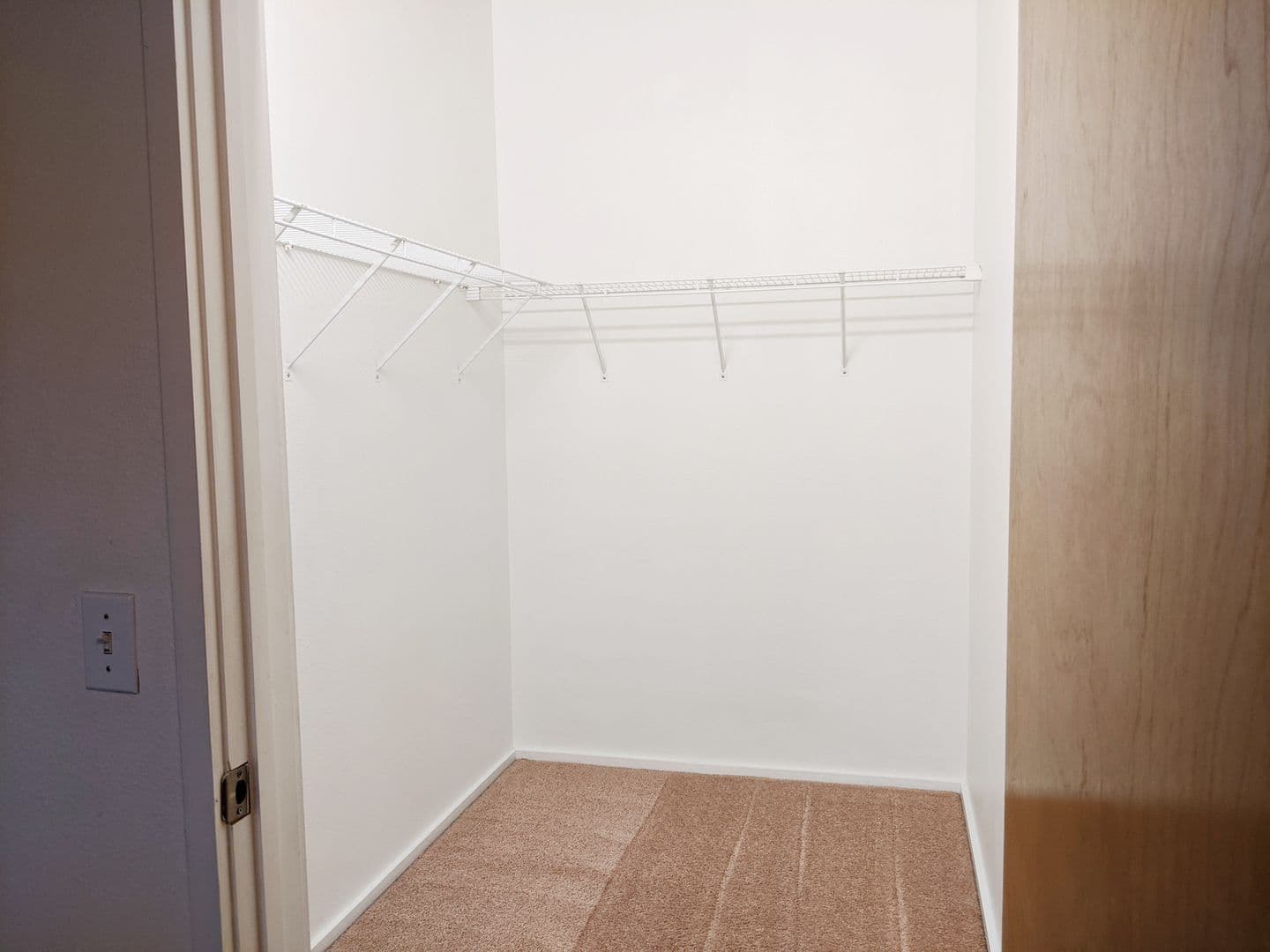 Bloomington Apartment: 212 N Morton St