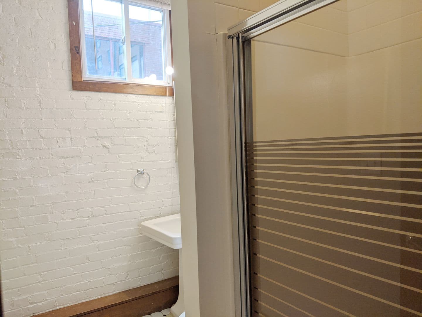 Bloomington Apartment: 112.5 S College Ave
