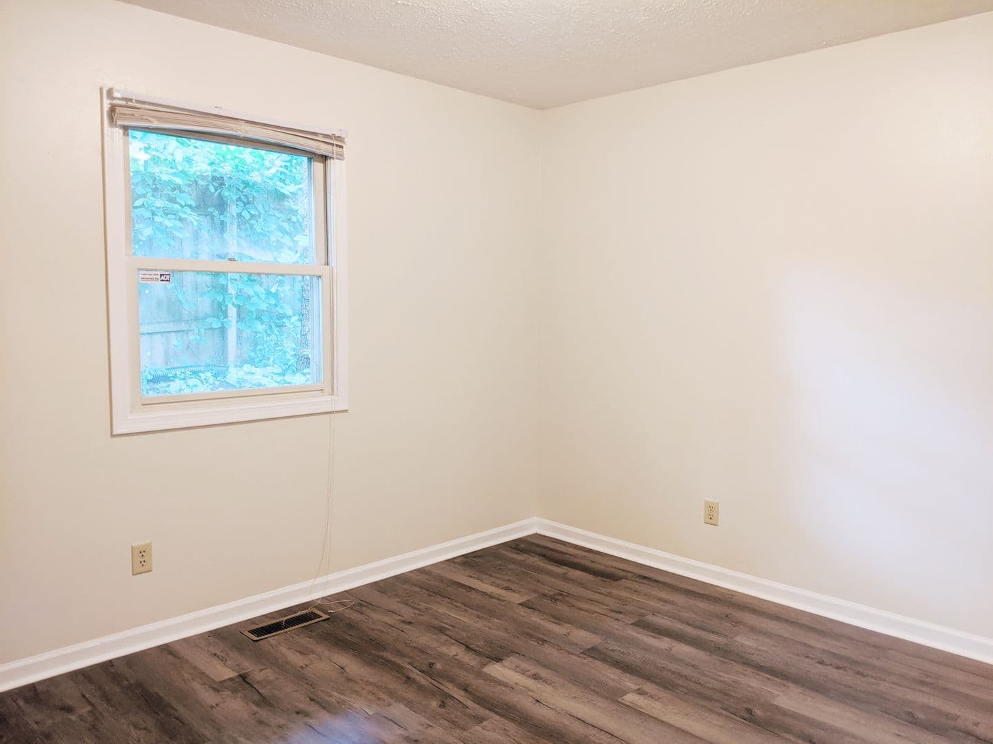 Bloomington Apartment: 719-721 W 15th St