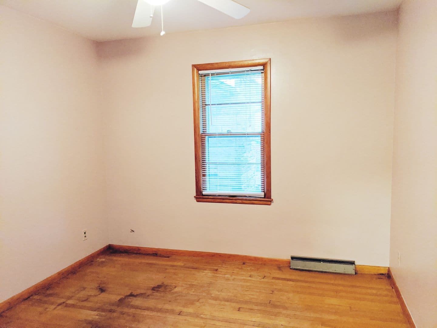 Bloomington Apartment: 208 S Hillsdale Dr