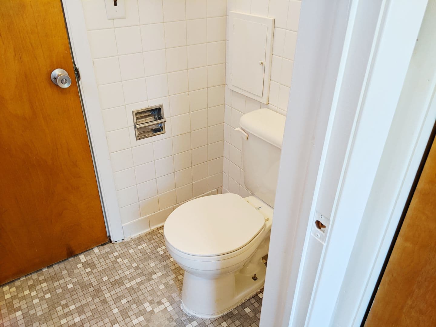 Bloomington Apartment: 127 S Clark St