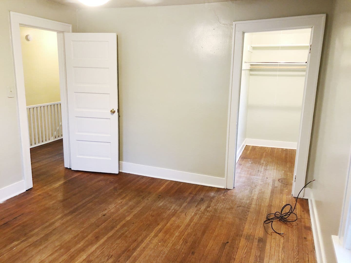 Bloomington Apartment: 323 S Eagleson Ave