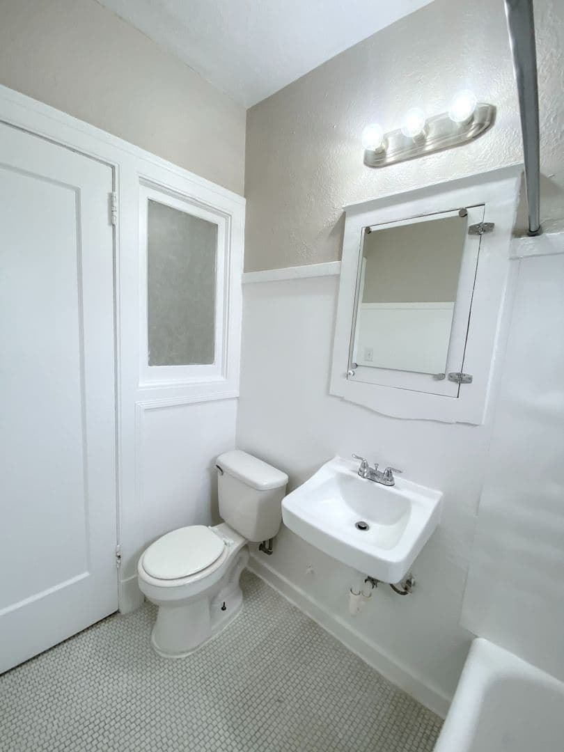 Houston Apartment: 3920 Fannin