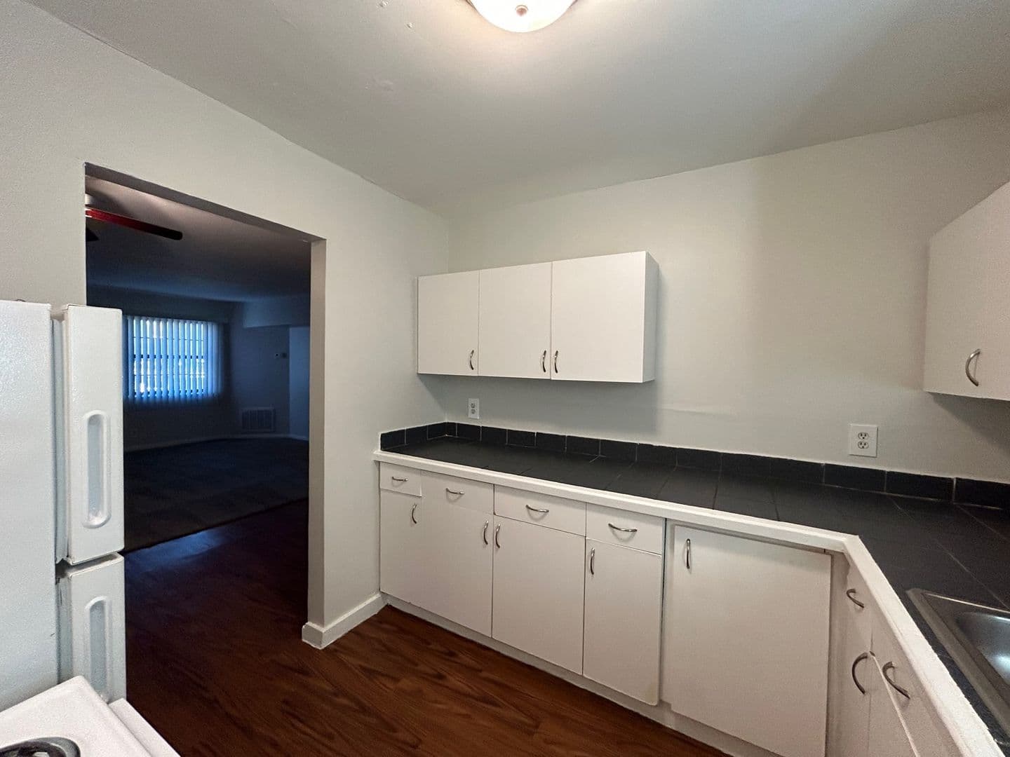 Houston Apartment: 3629 N. MacGregor Way