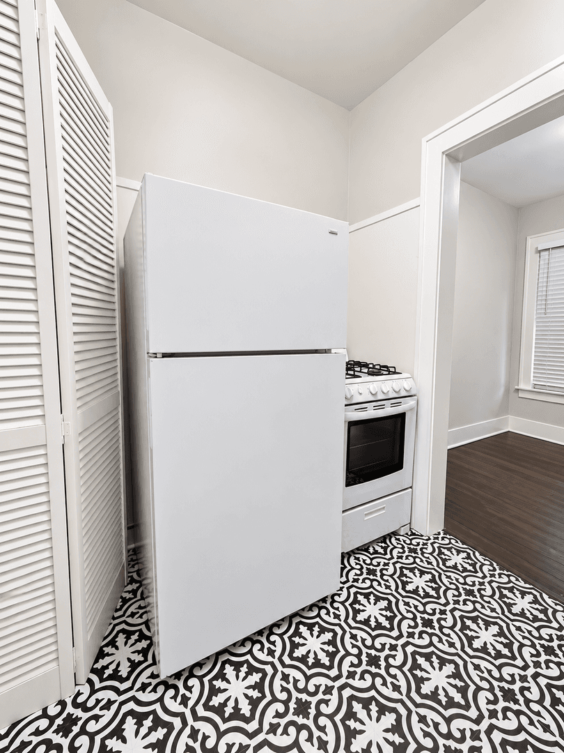 Houston Apartment: 1126-1136 Berthea St.