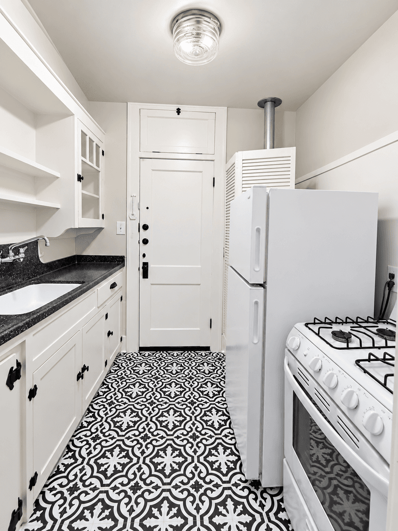 Houston Apartment: 1126-1136 Berthea St.