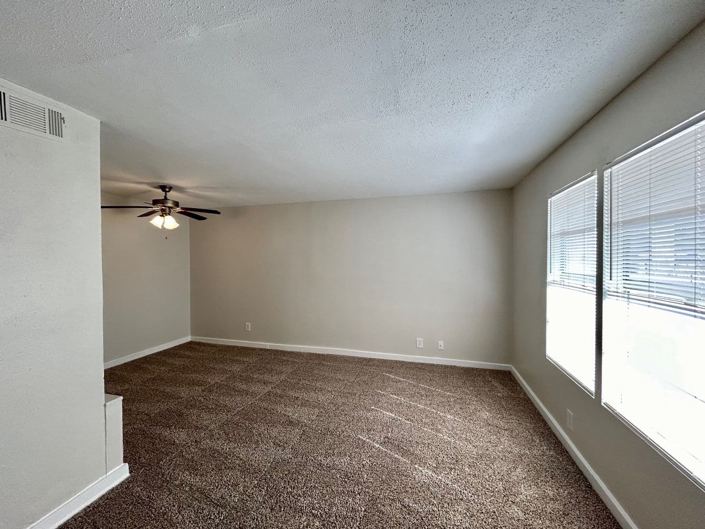 Houston Apartment: 5415 Scott St