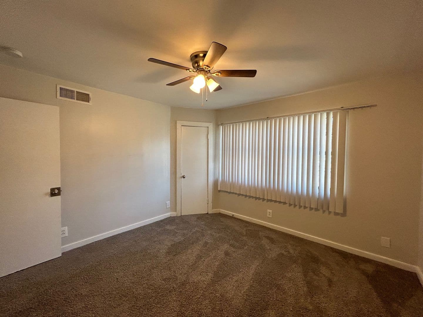 Houston Apartment: 3629 N. MacGregor Way