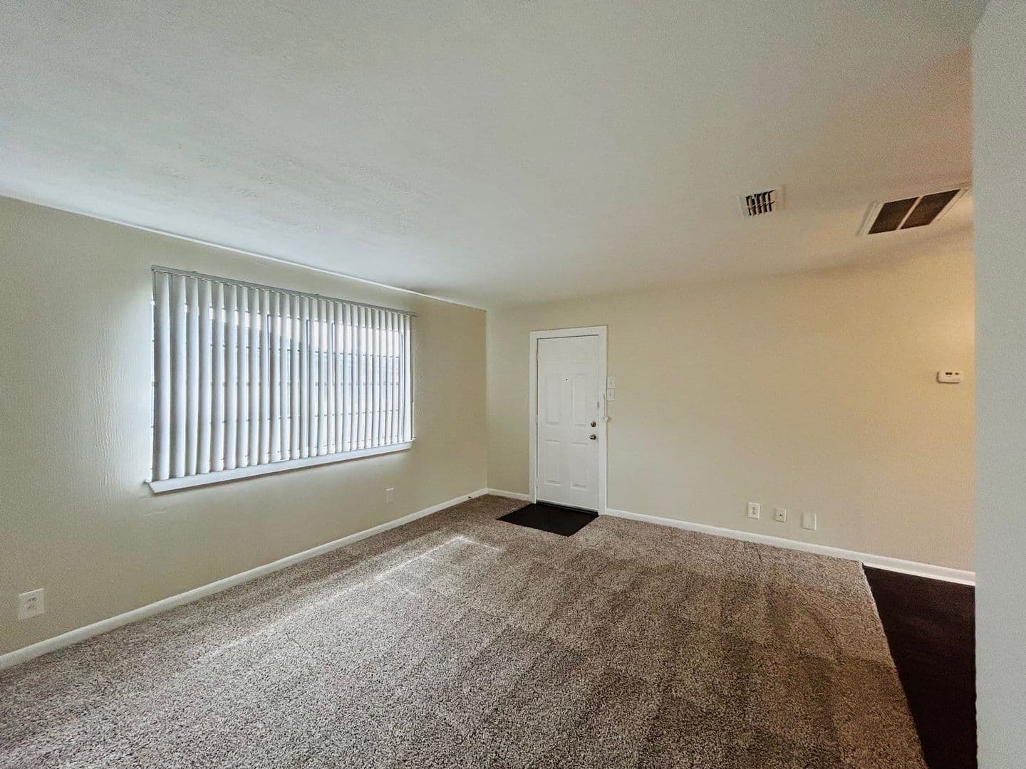 Houston Apartment: 3629 N. MacGregor Way