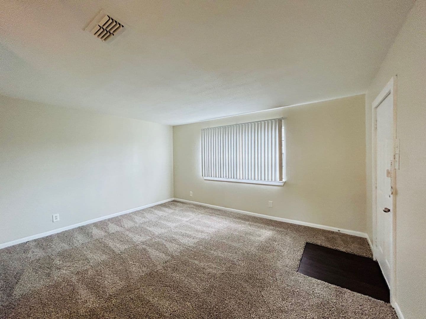 Houston Apartment: 3629 N. MacGregor Way